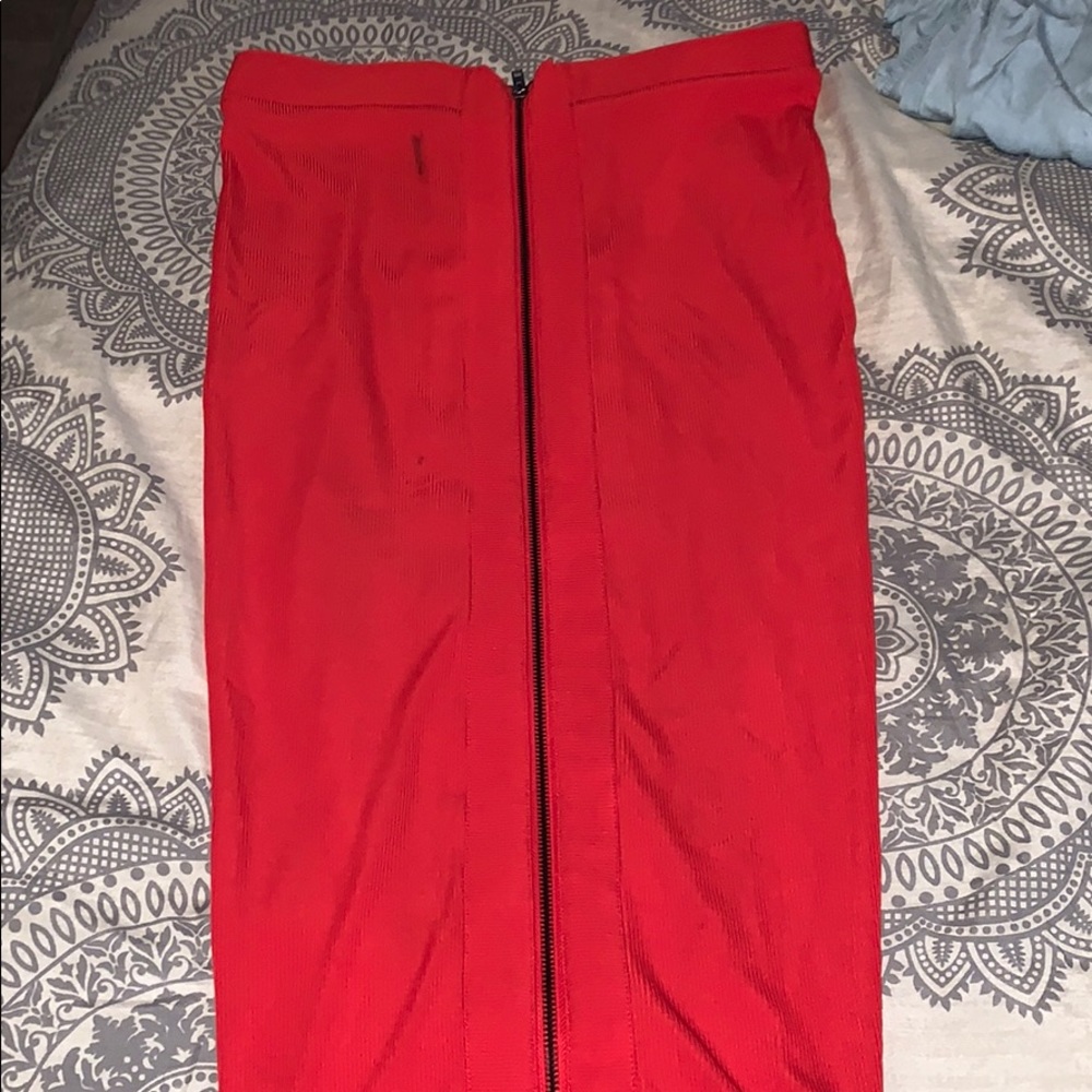 2 Piece Set - Picture 2 of 3